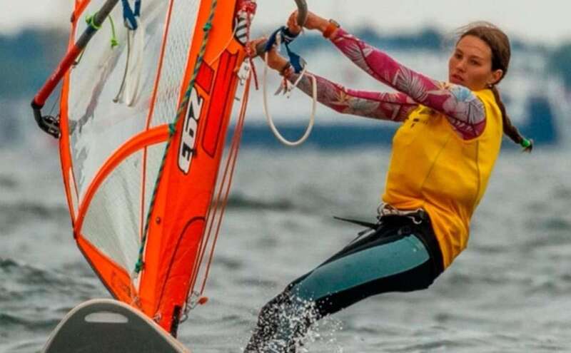 Enrichetta Bettini sobre la tabla/TA.